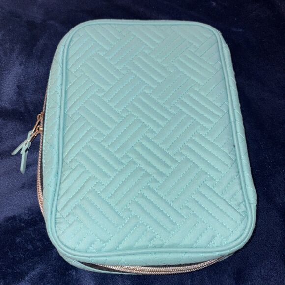 Quilted Jewelry  Organizer  Travel Case Zip Closure Multi Holders Unbranded - Picture 8 of 8